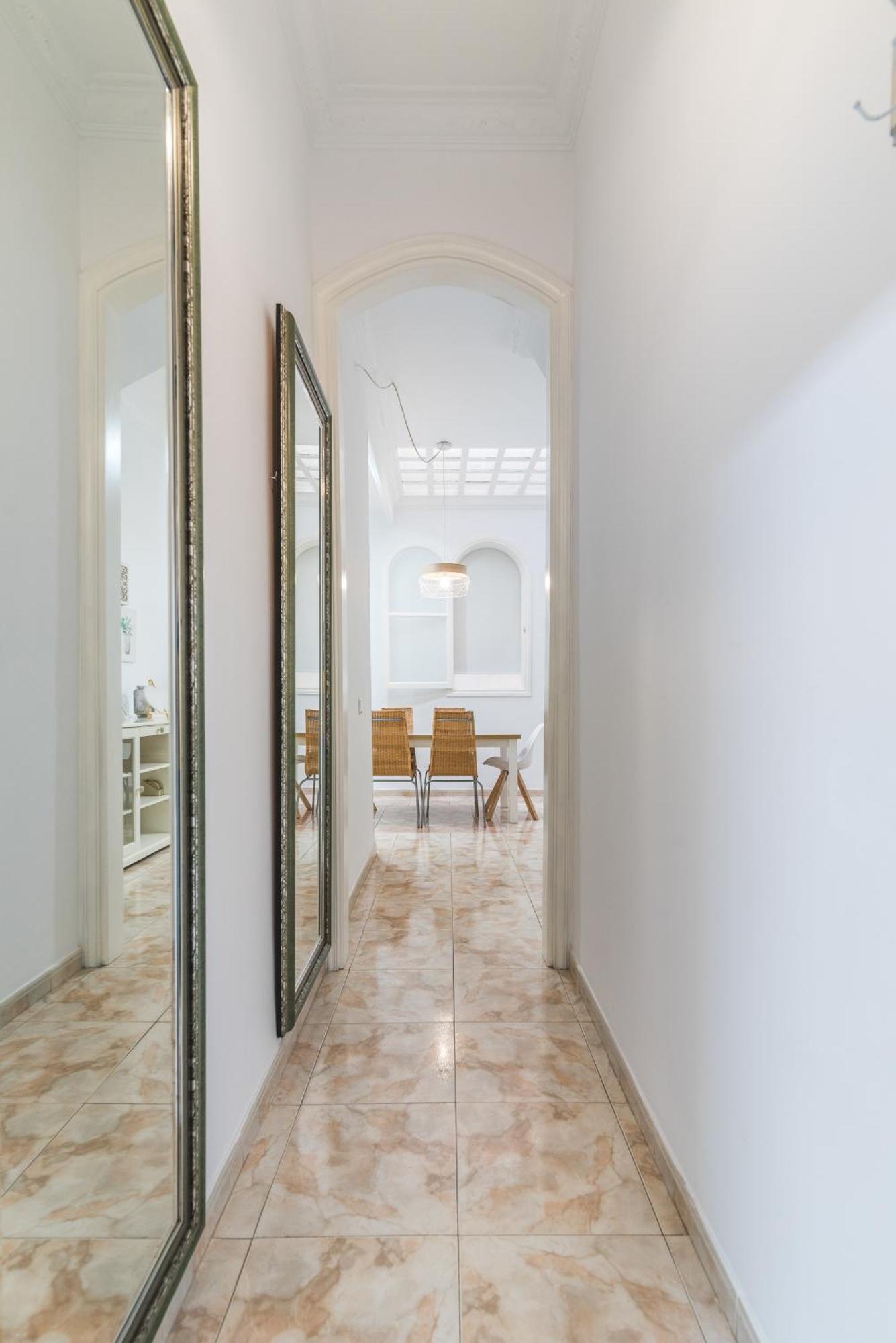 Home2book Bright&comfy Near Palmas Center